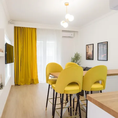 The Yellow Dot * Szaloniki